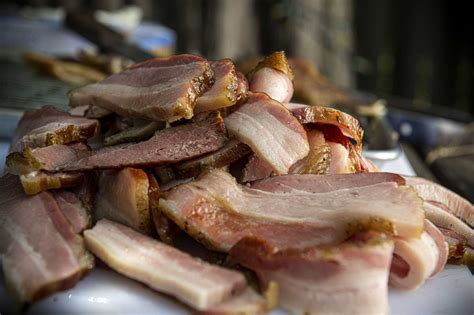 Recipe Home Cooked Maple Cured Smoked Bacon