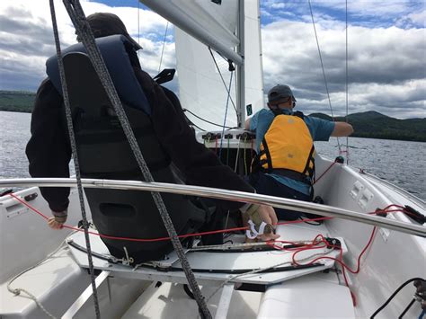 Sonar Sliding Mid Boat Seat Adaptive Sailing Equipment