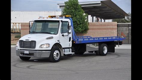 Freightliner M2 Century Rollback Flat Bed 2 Car Tow Truck With Wheel