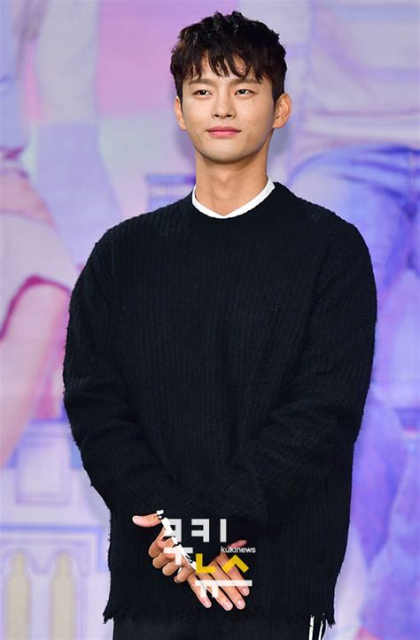528,789 likes · 28,101 talking about this. 서인국 "군대 나가게 될줄 몰랐다"…현역면제 심경밝혀