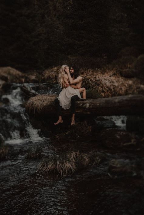 Intimate Couple Photography Nature Photoshoot Posing Inspiration By Josée Lamarre › Beloved Sto