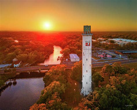 Tampa Sulphur Springs Water Tower Photograph By Lance Raab