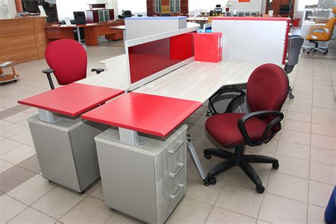 How To Choose The Best Office Furniture Fursys