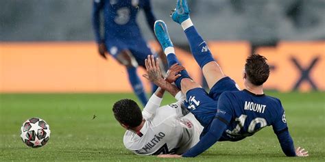 Chelsea can afford to slow the game down on home turf and hit real madrid on the counter and given the home side's defensive resolve, they should have enough to eke out the win and secure their place in the champions league final. Hasil Pertandingan Real Madrid vs Chelsea: Skor 1-1 - Bola.net
