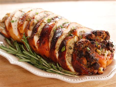 See full list on foodnetwork.com Turkey Roulade Recipe | Ree Drummond | Food Network