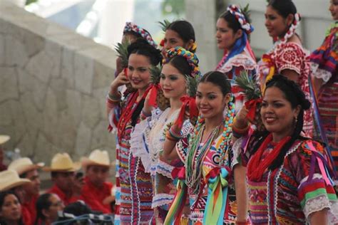 ¡de Fiesta Todo El Año Las Mejores Celebraciones De México