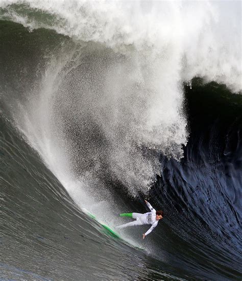 Mavericks Big Wave Surf Contest Delayed Until January