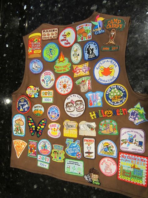 Brownie Vest Image Where Do All Those Patches Go Simi Valley Girl Scouts