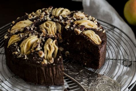 Maybe you would like to learn more about one of these? Glutenfreier Schoko-Birnen-Kuchen mit Haselnüssen