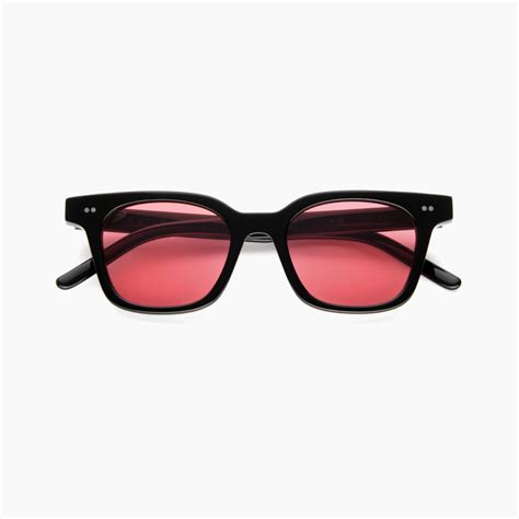 Akila Eyewear Hi Fi Sunglasses In Black Rose
