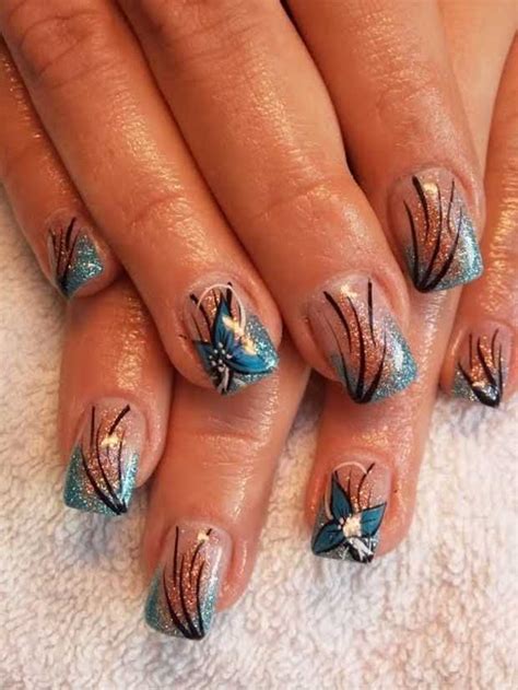 17 Innovative Floral Nail Art Designs Beautiful Floral Nail Designs