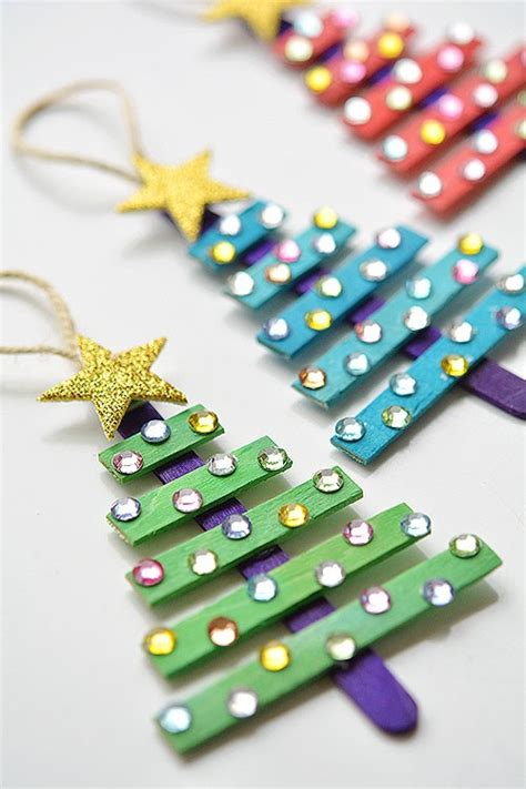 75 Easy Christmas Crafts For Kids From Toddlers To Teens Gathered