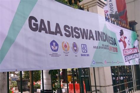 Pamflet adalah tulisan yg dapat disertai dgn gbr atau tidak, tanpa penyampulan msupun penjilidan yg dicantumkan pd selembar kertas. Tren Untuk Banner Adalah Brainly - Erlie Decor
