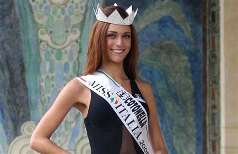 Nessuno Vuole Presentare Miss Italia Ecco Chi Ha Detto No E Chi Potrebbe Condurla Donnapop