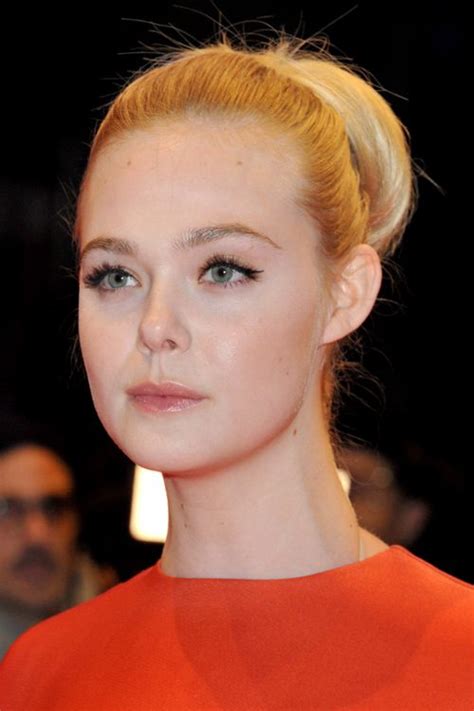 Elle Fanning's Hairstyles & Hair Colors | Steal Her Style