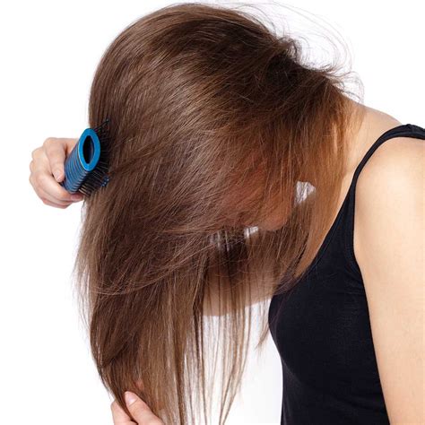 Besides causing scalp itchiness and tingling, alopecia areata can cause tufts of hair to fall out. 20 ways to deal with hair falling out