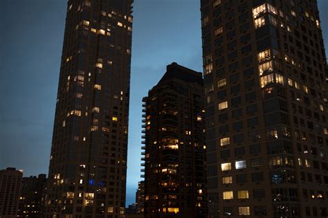 Nyc Utility Probes Electric Flash That Lit Sky In Eerie Blue Politico