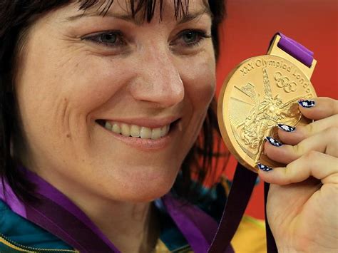 Anna Meares Retires Olympic Cyclist Flag Bearer Ends Career Herald Sun