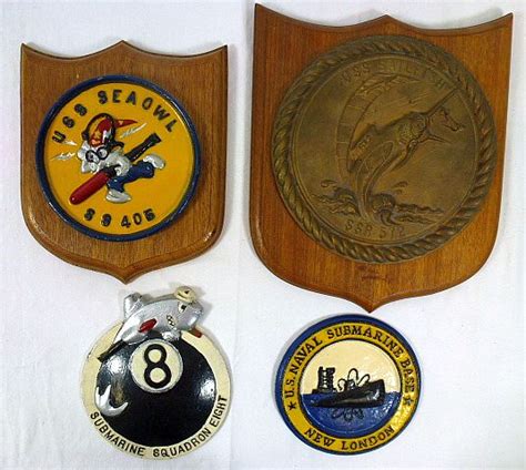 Having been based in the uae since 2009, and with our two founding partners still very much hands. Large Named WWII Submariner Uniform and Insignia Group - Griffin Militaria