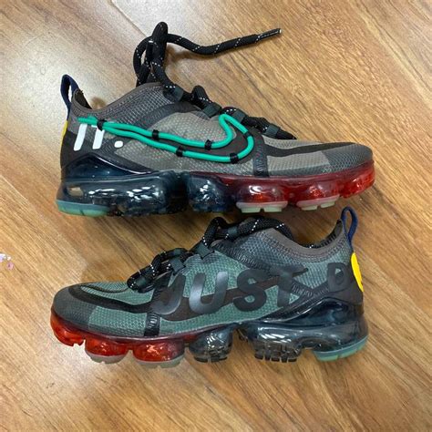 The latest photos provide a better look at the lateral portion of the left shoe. Cactus Plant Flea Market x Wmns Air VaporMax 2019 - Nike ...