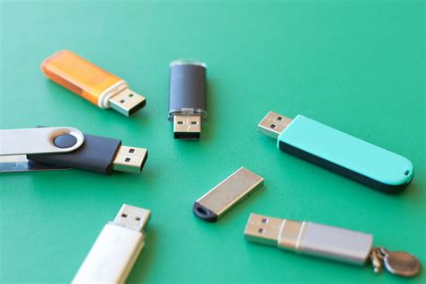 Flash Storage vs. SSD: What's the Difference? | ESF