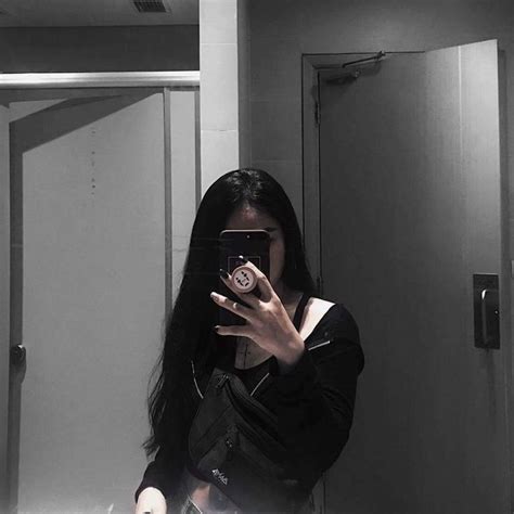 Ibunda musisi 55 tahun itu berpulang di usia 81 tabun. *⋆｡ ⇢ 𝒂𝒍𝒐𝒏𝒆 ˚ 💖 | Gadis swag, Gadis tumblr, Gadis ulzzang