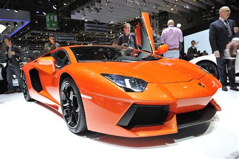 This is a car that specifically target the top targets. Lamborghini Aventador LP700-4 Commercial video