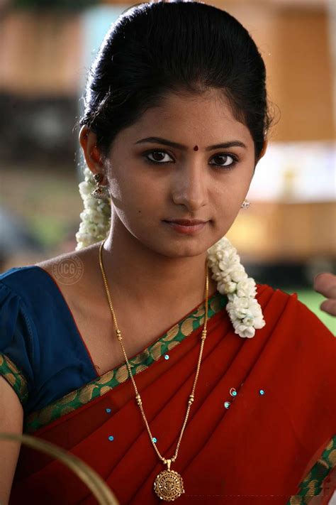 Kingdom Of Photo Albums Tamil Actress Reshmi Menon Photos