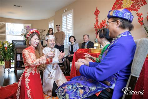 17 Chinese Wedding Traditions - Facts and Details