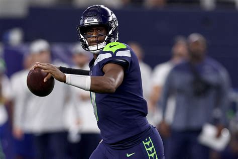 Seahawks Quarterback Geno Smith Wont Face Charges After Suspected Dui