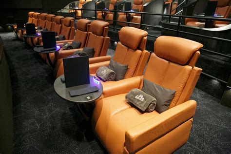 Is it really so hard to control your kids in a movie theater