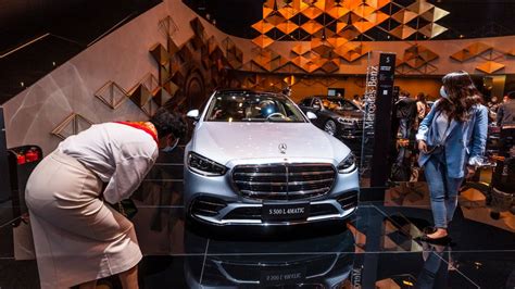 Daimler Verkauft Im Ersten Halbjahr Deutlich Mehr Autos Chipmangel