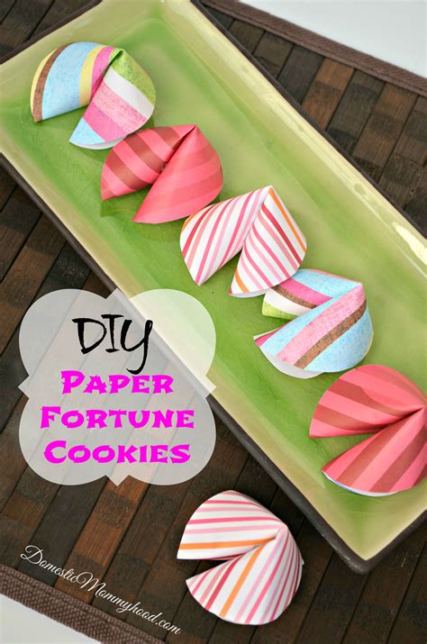 How to make scrapbook online for free? Make your own Fortune Cookie out of Paper - Domestic Mommyhood