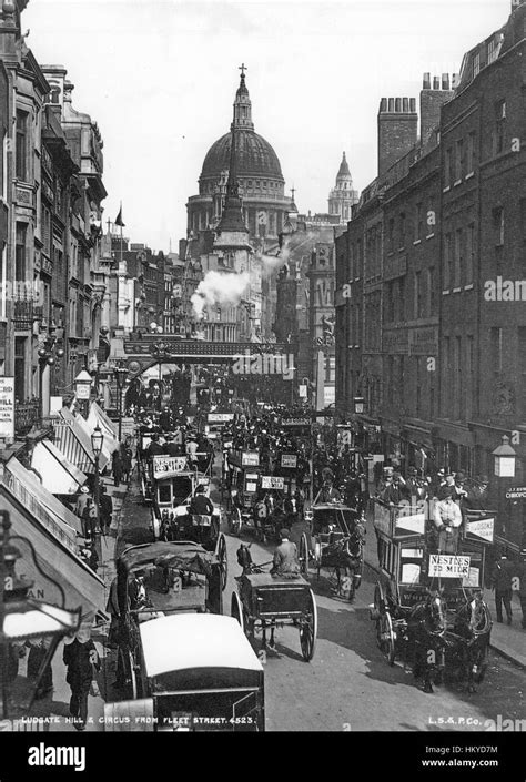 Fleet Street Postcard About 1900 Looking Towards Ludgate Circus And St