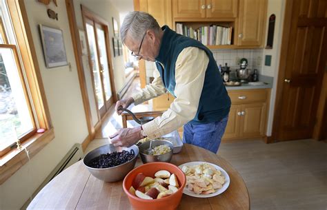 Vegetarians can make this mincemeat happily, using vegetarian suet. Vintage mincemeat recipe connects retired clergyman to his ...