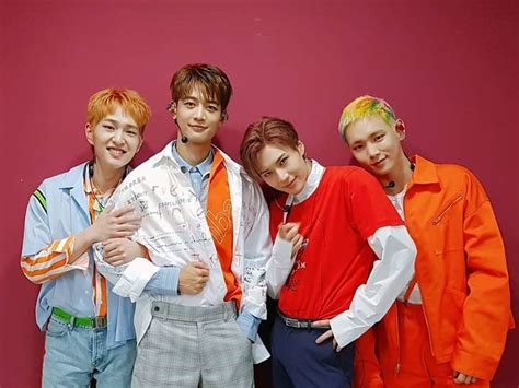 If i hadn't met you yet what would i have been doing now? "SHINee Is Back" SHINee Heralds Their Comeback at the ...