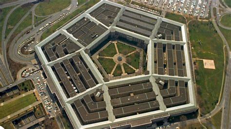 The Pentagon Seen From Above Foto Real Raw News Rob Scholte Museum