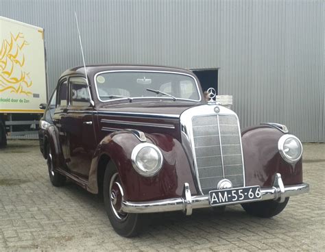 50s/60s oldies music coupons for specialty drinks for every car (ie: Eerste 2015-editie Star Cars and Coffee: Feest voor Mercedes-puristen | Oldtimers in Auto Motor ...