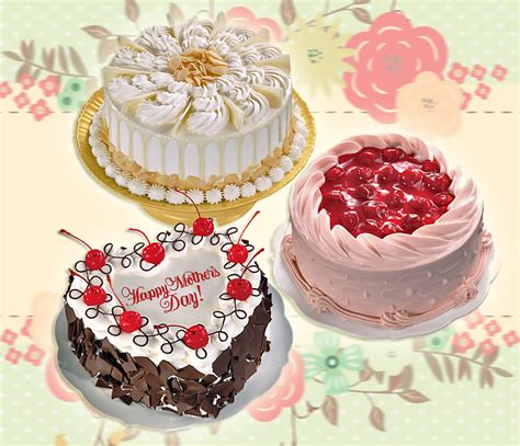 Chocolate chip mocha flavored chifffon cake filled with delectable coffee italian icing and crushed praline. GOLDILOCKS CAKES BECAUSE EVERY MOTHER DESERVES THE BEST