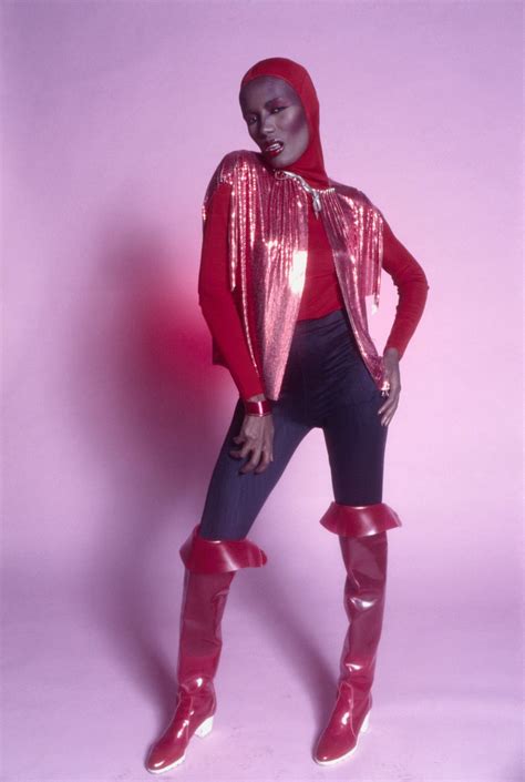 26 Of Grace Jones Most Perfect Iconic Outrageous Looks Grace Jones Fashion Style Icons
