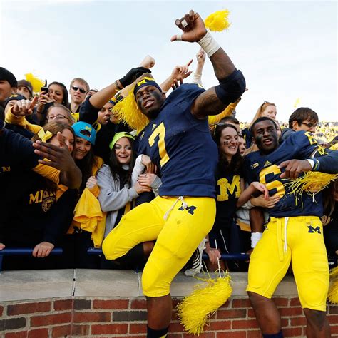 Ranking The Coolest 11 Uniforms In College Football Bleacher Report