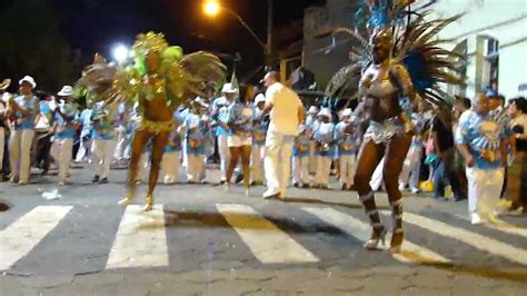 ApresentaÇÃo Das Passistas Da Escola De Samba Azul E Branco Carnaval 2012 Em Madalena Youtube