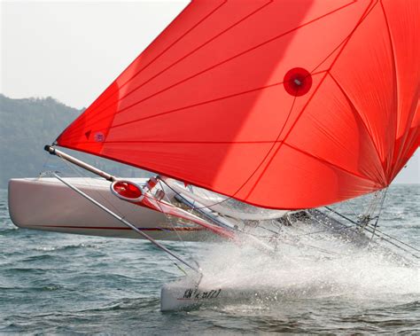 Als trimaran und als katamaran. katamaran-segel - Katamaran - TopCat - Schweiz