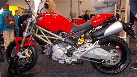Motorcycle.com reviews the 2009 ducati monster 696. DUCATI Monster 696 ABS - 20th Anniversary - YouTube