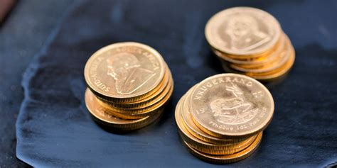 To invest in gold coins. Investing in Gold Coins vs. Coin Collecting: What's the ...