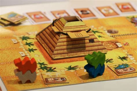 It was designed by steffen bogen and illustrated by dennis lohausen, and published in 2014 by pegasus spiele. Camel Up | Image | BoardGameGeek