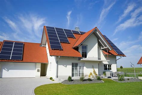 Panouri fotovoltaice - Panouri solare termice si panouri fotovoltaice