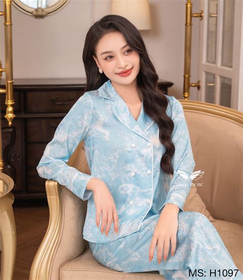 Bộ đồ Ngủ Pijama Lụa Tay Dài Quần Dài Màu Xanh Nhạt H1097 Vingo Việt Nam