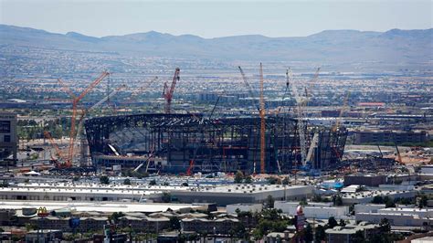 Oakland Raiders Allegiant Travel Naming Rights To Las Vegas Stadium