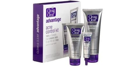 The Best (and Worst) Clean & Clear Acne Treatment Products